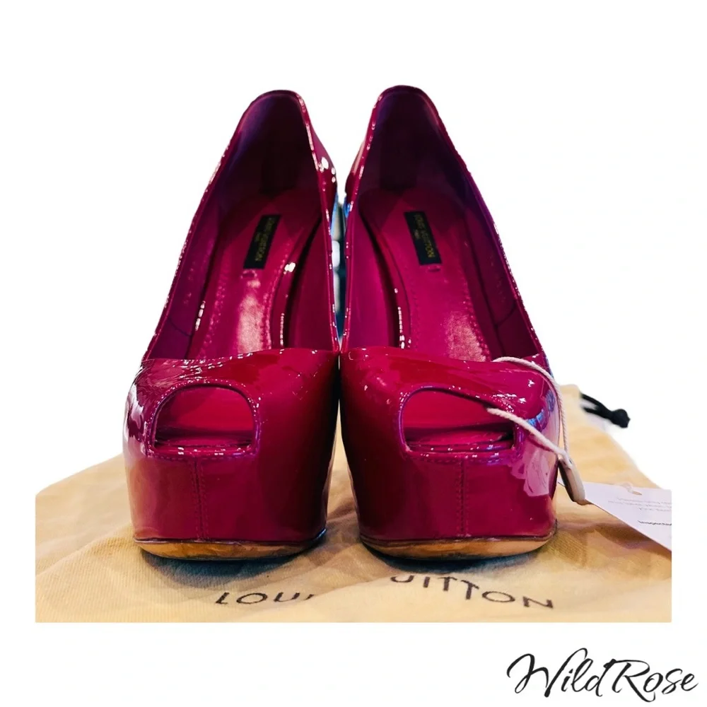 LOUIS VUITTON LV Gold Padlock Pink Patent “Oh Really” Platform Peep Toe Pumps 36 - Picture 4 of 16